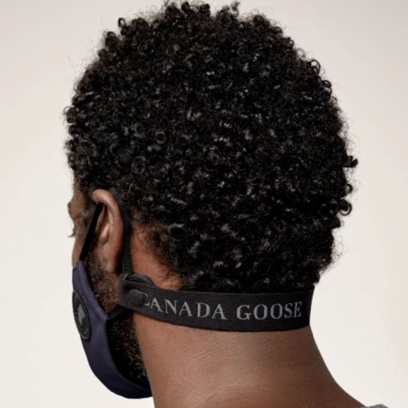 NWT Canada Goose Face Mask L/XL Navy - Picture 4 of 12